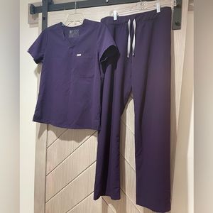 Figs brand Livingston Pants - Size Med Tall + Catarina One-Pocket Top - Size S